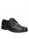 Zapato derby negro de cuero para hombre, estilo casual, elegante y cómodo.