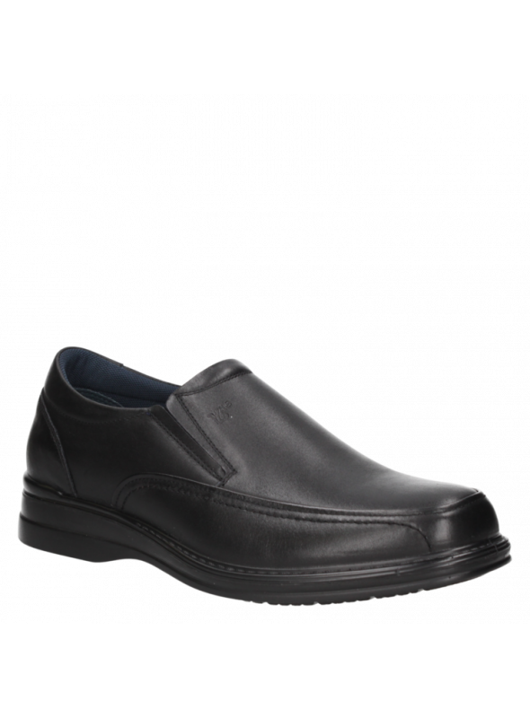 Zapato de hombre negro de cuero tipo mocasín, diseño clásico sin cordones, ideal para vestimenta semi-formal.