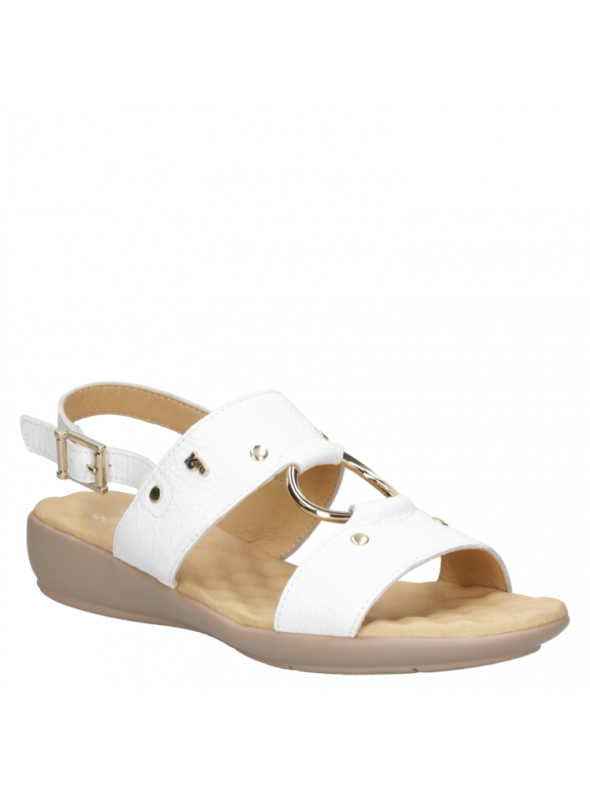 Sandalia camel de cuero con taco plano, comodidad y frescura para el uso diario.