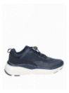 zapatilla azul urbana, se adapta a la anatomía del pie femenino, evita roces y molestias