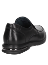 Zapato de cuero negro para hombre, altura de taco 3.5 cm y caña de 6.8 cm.