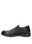 Calzado casual de cuero negro para hombre, plantilla FOOT PILLOW y tecnología AIRFLOW.