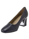 Zapato de mujer azul de charol con diseño clásico y detalle brogue, ideal para eventos formales y reuniones de trabajo.