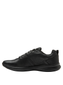 Calzado negro casual masculino, cuero/textil, suela ergonómica robusta que ofrece soporte y comodidad al caminar.