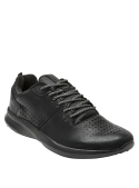 Calzado casual negro para hombre, estilo athleisure, cuero/textil, ideal para caminar cómodamente largas distancias.