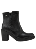 Elegante botín de cuero negro para mujer, combina comodidad y estilo casual con talones estables.
