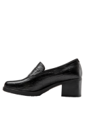 Calzado negro de cuero para mujer, estilo atemporal con altura de caña de 5.7 cm.
