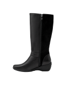 Bota negra de cuero para mujer, con suela elevada y sofisticación añadida por hebillas, adecuada para otoño e invierno.