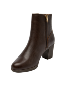 Botín femenino de cuero marrón con textura reptil, ideal para cenas elegantes o reuniones de trabajo.