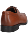 Zapato vestir camel de cuero, forro cuero/textil, diseño cómodo y transpirable.