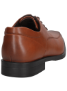 Zapato vestir camel de cuero, forro cuero/textil, diseño cómodo y transpirable.