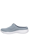 zapatilla celeste femenina, ligera y confortable, perfecta para uso diario.