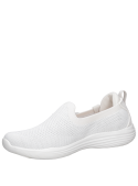 Zapatilla urbana blanca de mujer, combinación de materiales premium, proporciona bienestar y confort prolongado.