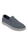 zapatilla azul de hombre en canvas premium, combinando estilo y comodidad.