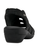 Sandalia negra de cuero para mujer, casual, con taco cuña y forro suave, perfecta para mantener frescura.