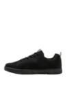 zapatilla urbana negra de hombre con altura de caña de 5 cm, combinando estilo y comodidad.