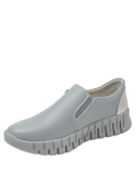 zapato casual de cuero celeste para mujer con punta redonda y caña de 6 cm