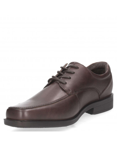 Zapato café de cuero para hombre, estilo vestir, con punta cuadrada clásica.