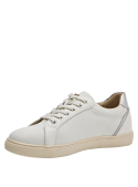 zapatilla blanca de cuero para mujer, con capellada sintética granulada, punta redondeada y perfil limpio y ajustado.