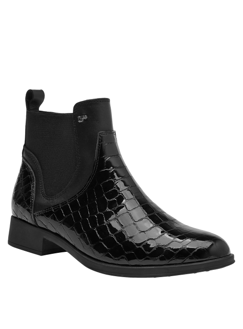 Botín Chelsea negro de cuero para mujer, con textura de piel de reptil y elástico lateral, ideal para uso urbano diario.