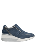 zapatilla casual de cuero azul con diseño elegante y práctico, perfecta para ocasiones informales y estilo urbano