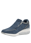 calzado casual azul de gamuza con detalles en el talón que aportan contraste y elegancia al estilo urbano para el día a día