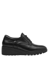Zapato casual de cuero negro para mujer, estilo oxford con detalles refinados y suela estable.