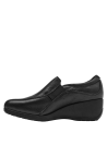 Zapato de cuero negro con diseño atemporal y caña de 6 cm, perfecto para cualquier ocasión.