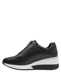 	Zapatilla Cuero Urbana Mujer