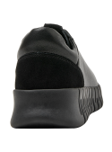 	Zapatilla Cuero Mujer