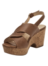 Sandalia de cuero camel para mujer con tiras cruzadas sobre el empeine, estilo casual-chic.
