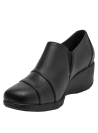 Zapato de cuero negro para mujer con textura suave y detalle frontal en relieve sofisticado.