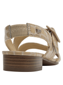 Sandalia beige de mujer en cuero efecto charol texturizado, estilo formal elegante y sofisticado.