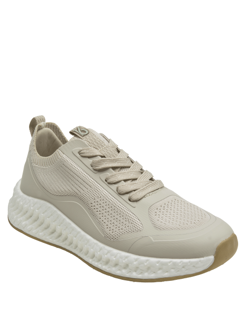zapatilla beige de mujer, ideal para combinar con jeans o vestidos
