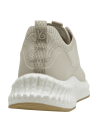 zapatilla beige de mujer con diseño minimalista y textil moderno