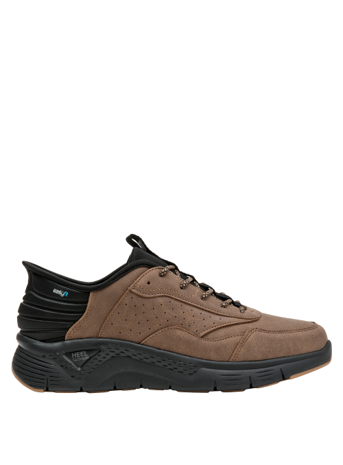 Zapatilla casual camel con forro de mesh que mejora la ventilación.