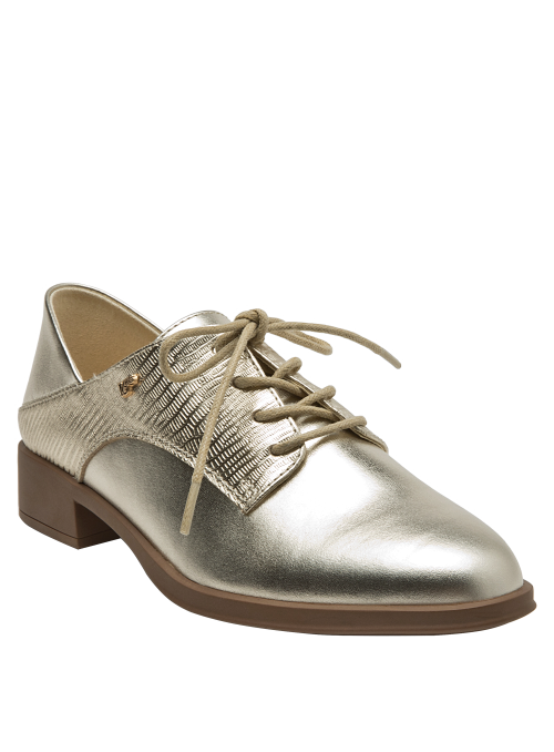 Zapato de cuero dorado para mujer, estilo oxford, con acabado brillante y taco estable.