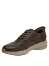 Zapato casual café para hombre, estilo clásico, ideal para actividades diarias.