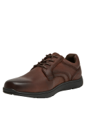 Zapatos hombre café cuero estilo casual, ideales para actividades diarias y outfit urbano.