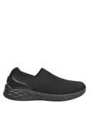 Zapatillas casuales negras para mujer, con plantilla anatómica, perfectas para caminar en la ciudad.