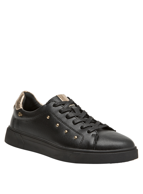 Zapatilla de cuero negro para mujer, taco plano de 2 cm, recomendada para uso diario.