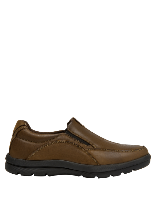 mocasín hombre café cuero con altura de taco de 3 cm para confort diario