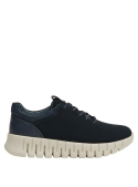 Zapatilla de cuña azul para mujer, estilo casual, ideal para actividades urbanas.