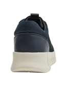 Zapatilla de cuña azul para mujer, estilo casual, ideal para actividades urbanas.