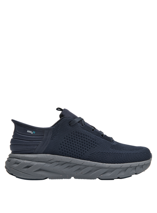 Zapatillas de estilo casual en azul para hombre, perfectas para combinar con jeans.