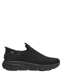 Zapatilla ligera negra para hombre, con calce EASY FIT, sin necesidad de atar ni desatar.
