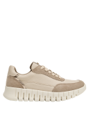 Zapatillas ligeras beige para mujer, estilo casual, perfectas para rutinas urbanas.
