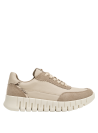 Zapatillas ligeras beige para mujer, estilo casual, perfectas para rutinas urbanas.