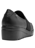 mocasín negro mujer estilo formal con diseño anatómico y flexible para un ajuste perfecto