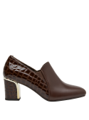 cafés zapato formal mujer cuero con textura croco ideal para rutinas urbanas.